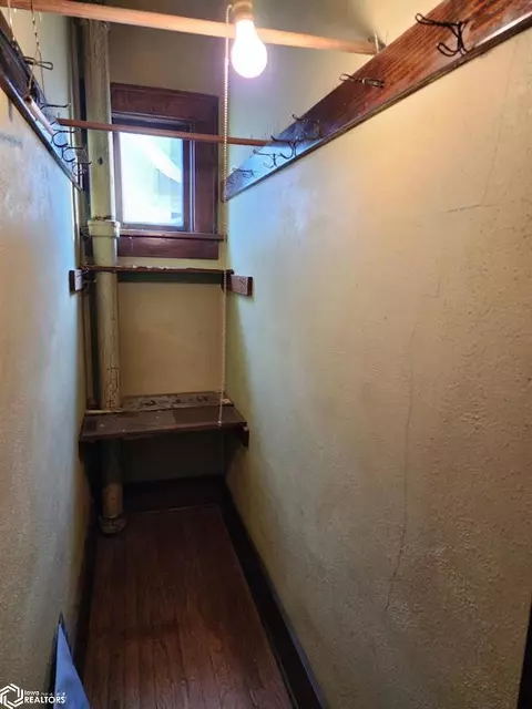 308 E 4th St, Atlantic, IA 50022 photo 6