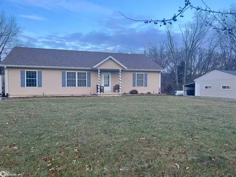 2765 210th St, Fort Madison, IA 52627