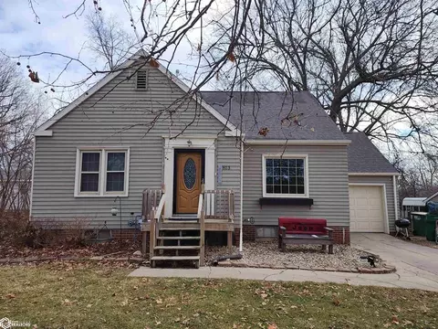 813 N Sycamore St, Creston, IA 50801