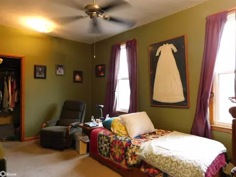 406 E Washington St, Monroe, IA 50170 photo 10