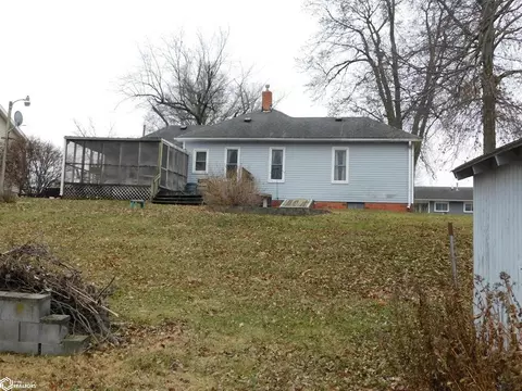 406 E Washington St, Monroe, IA 50170 photo 23