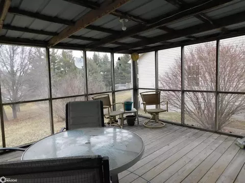 406 E Washington St, Monroe, IA 50170 photo 21