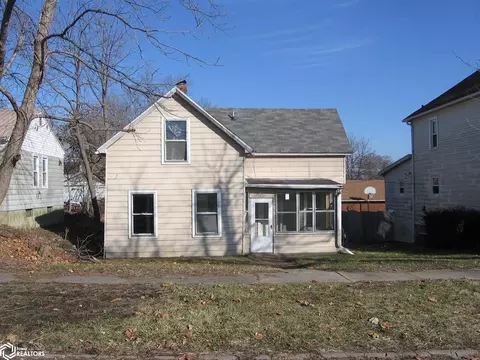 1809 Carroll, Keokuk, IA 52632