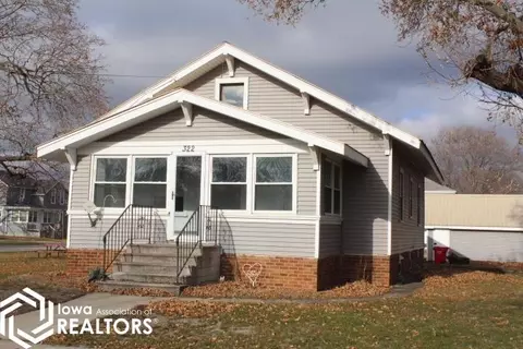 322 Thompson St, Sheffield, IA 50475