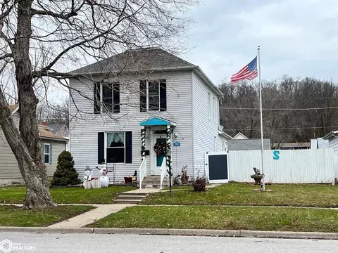 1505 Avenue C, Fort Madison, IA 52627