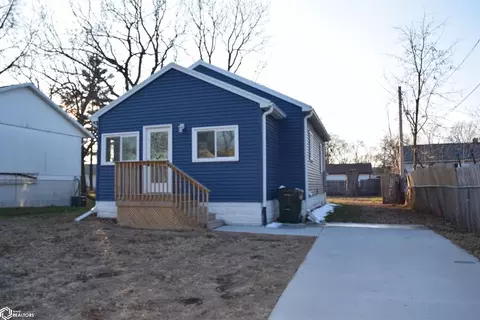707 33rd St, Fort Madison, IA 52627