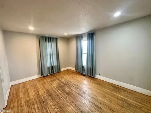290 E 11th St, Garner, IA 50438 photo 5