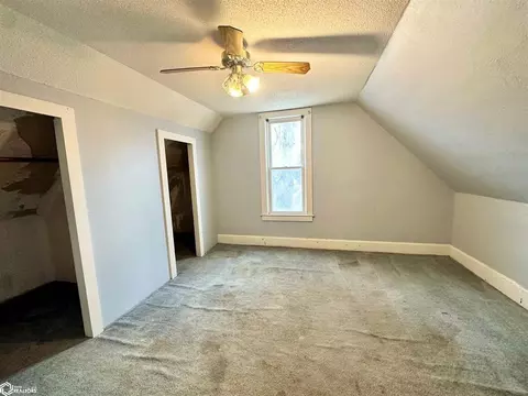 290 E 11th St, Garner, IA 50438 photo 11