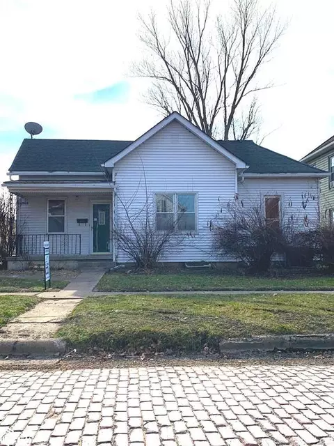 2520 J Ave, Fort Madison, IA 52627