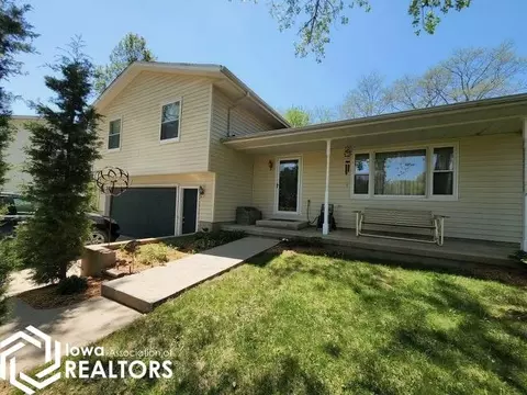 905 S Oakbrook Dr, Mount Pleasant, IA 52641
