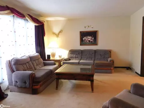 Living - 930 Ridge Rd, Denison, IA 51442 photo 1 of 3