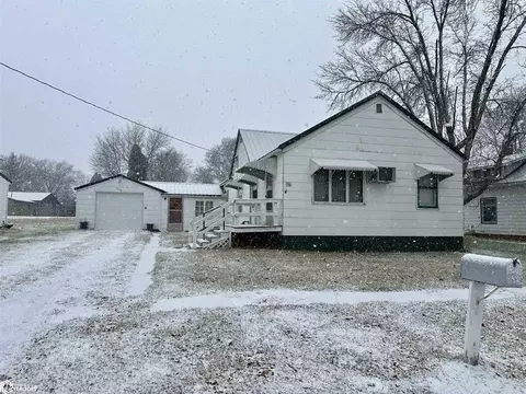 706 Walnut St, Scranton, IA 51462 photo 2
