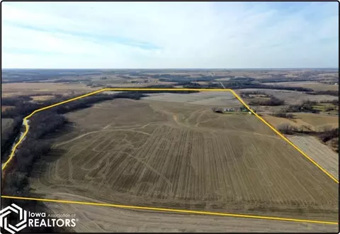 92 Nd Ave, Knoxville, IA 50138