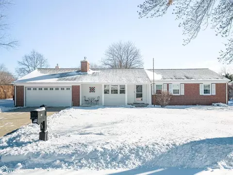 54 Kentucky Ct, Mason City, IA 50401