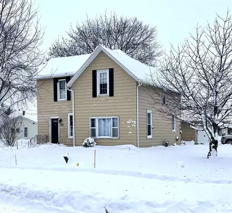 309 N Olive St, Winfield, IA 52659