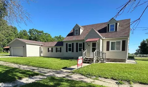 709 NE 5th St, Eagle Grove, IA 50533
