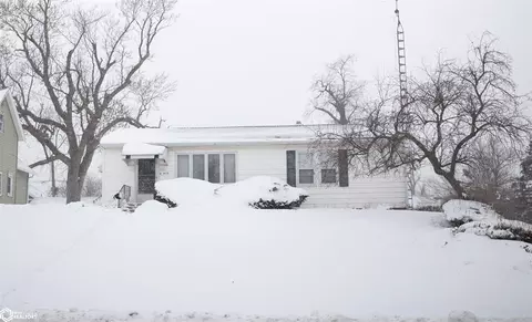 610 N 3rd Ave, Marshalltown, IA 50158