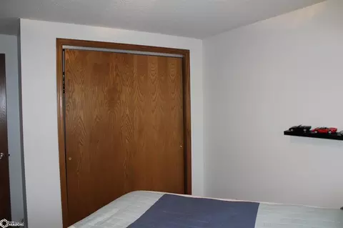 Bedroom - 23 17th Ave, Hampton, IA 50441 photo 4 of 10