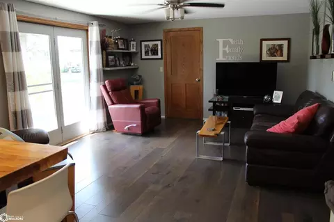 Living - 23 17th Ave, Hampton, IA 50441 photo 2 of 5