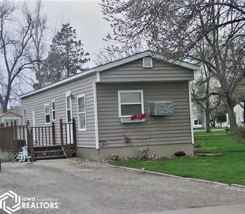 1213 Green St, Oskaloosa, IA 52577