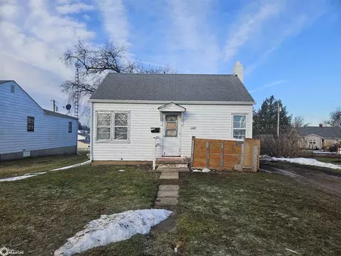 1107 S 1st St, Marshalltown, IA 50158