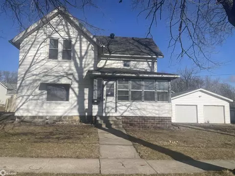 115 E Lucas, Algona, IA 50511