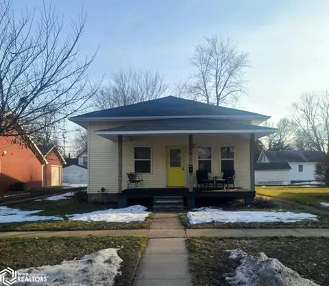508 3rd Ave E, Oskaloosa, IA 52577