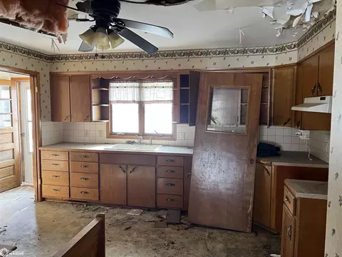 202 Checkerboard St, Irwin, IA 51446 photo 4