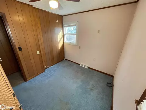 Bedroom - 1202 E Grant St, Centerville, IA 52544 photo 3 of 3