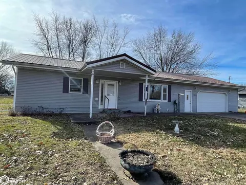 1202 E Grant St, Centerville, IA 52544