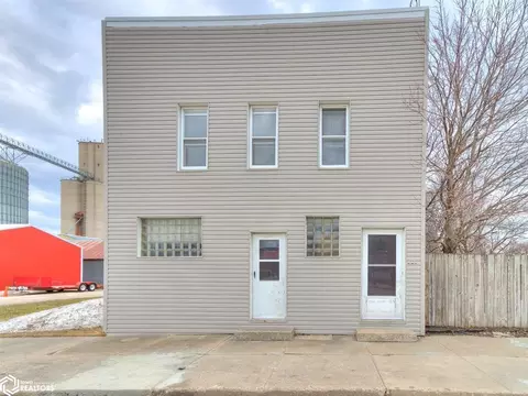 108 Main St, Williams, IA 50271