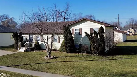935 Bruce, Ottumwa, IA 52501