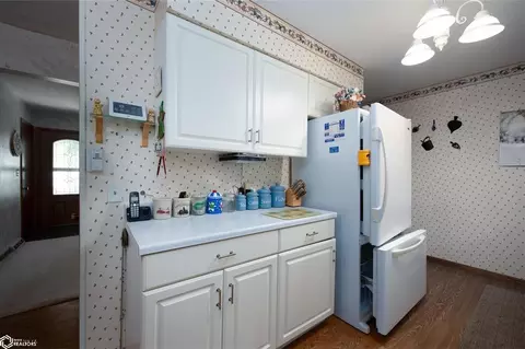 Other - 918 E 3rd St, Vinton, IA 52349 photo 2 of 8