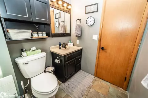 Bath - 501 E Maple Ave, Conrad, IA 50621 photo 3 of 3
