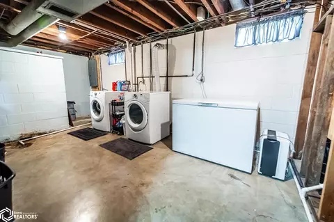 Other - 501 E Maple Ave, Conrad, IA 50621 photo 8 of 12