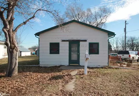 622 S 15th St, Clarinda, IA 51632