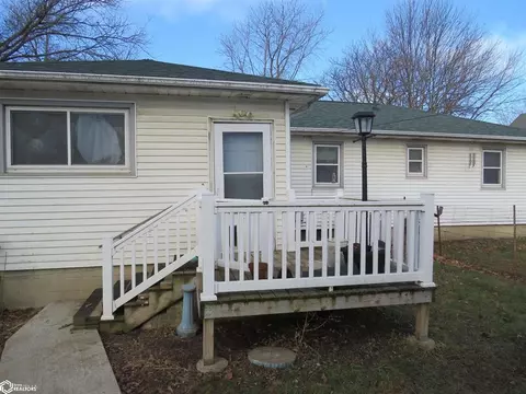 Exterior - 715 2nd NE, Hampton, IA 50441 photo 3 of 3