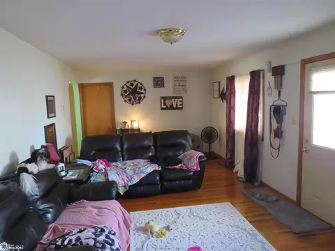 Living - 715 2nd NE, Hampton, IA 50441 photo 1 of 1