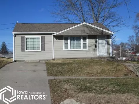 701 Braden Ave, Chariton, IA 50049