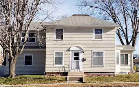 212 N Jones St, Algona, IA 50511