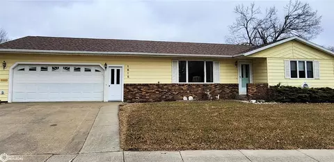 1615 E Nebraska St, Algona, IA 50511