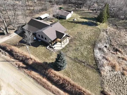 2620 Ridge Rd, Marshalltown, IA 50158