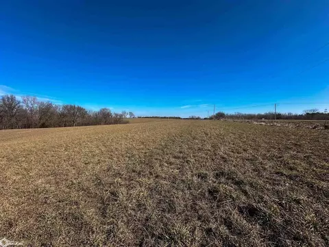 413 Th St, Melrose, IA 52569