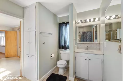 Bath - 25 N 16th St, Denison, IA 51442 photo 1 of 3