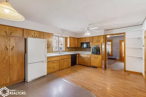 Kitchen - 25 N 16th St, Denison, IA 51442 photo 2 of 3