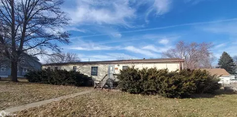 107 2nd St, Elliott, IA 51532