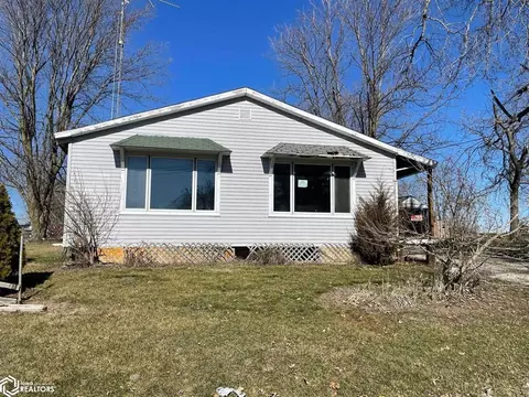 684 26th Ave, Roseville, IL 61473