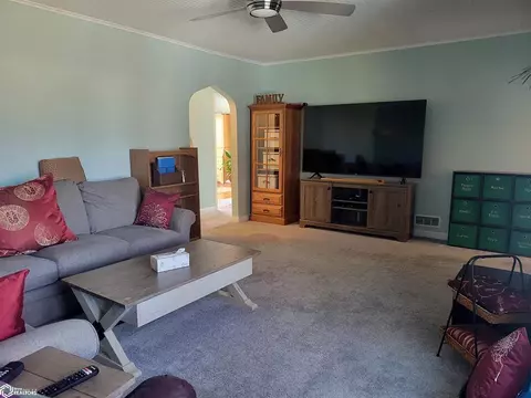 Bedroom - 112 Shellway Dr, Mount Ayr, IA 50854 photo 1 of 5