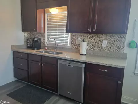 Kitchen - 112 Shellway Dr, Mount Ayr, IA 50854 photo 3 of 4
