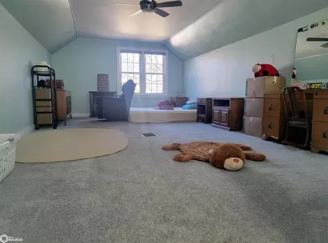 Bedroom - 112 Shellway Dr, Mount Ayr, IA 50854 photo 4 of 5